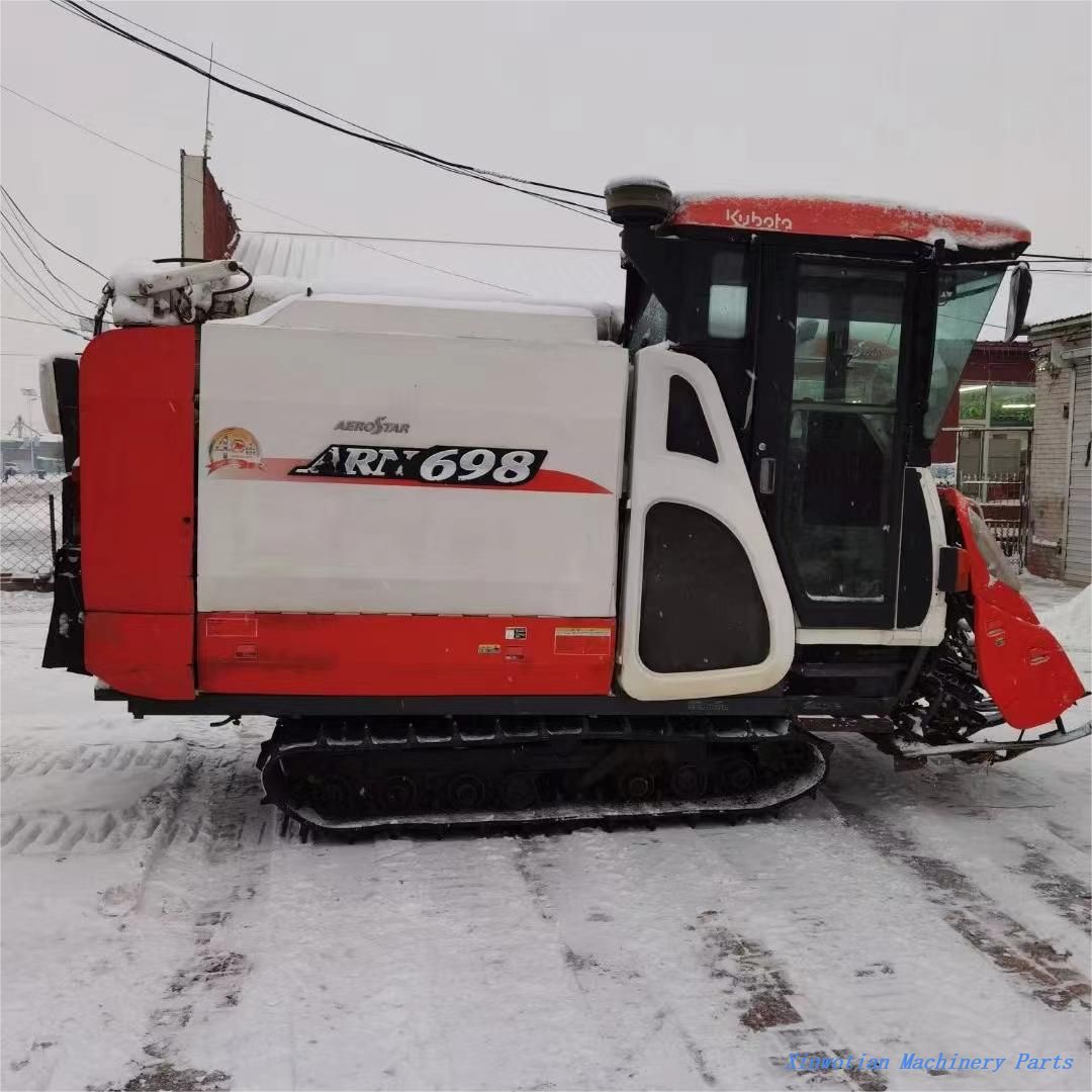 Good quality used Kubota combine ARN698 ARN570 ARN585 AR80 AR70 AR90
